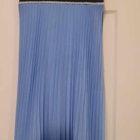 2/$30 XTRAORDINARY SIZE 16 Dress Kids worn once to a wedding Great condition - Picture 16 of 16